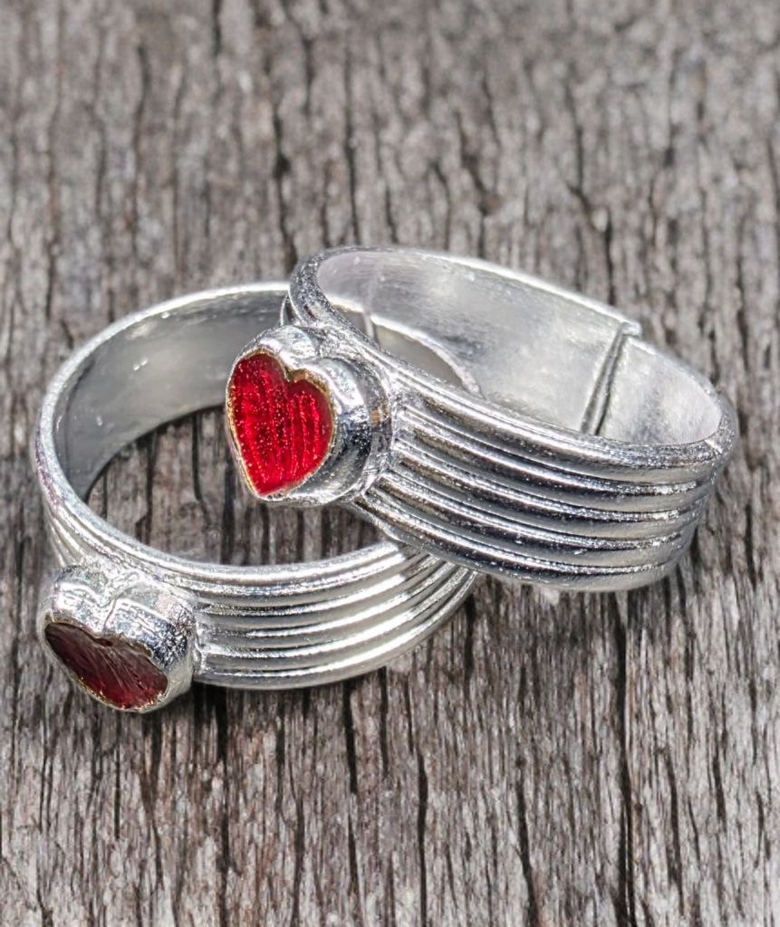 German Silver Toe Ring with Heart Design, Adjustable Band with red Stone Accents, Contemporary Style, Silver