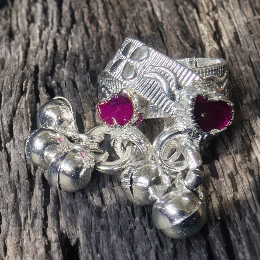 GERMANSILVERS Toe Ring with Purple Enamel, Heart Design and Bell Charms, Adjustable Size, Traditional Style