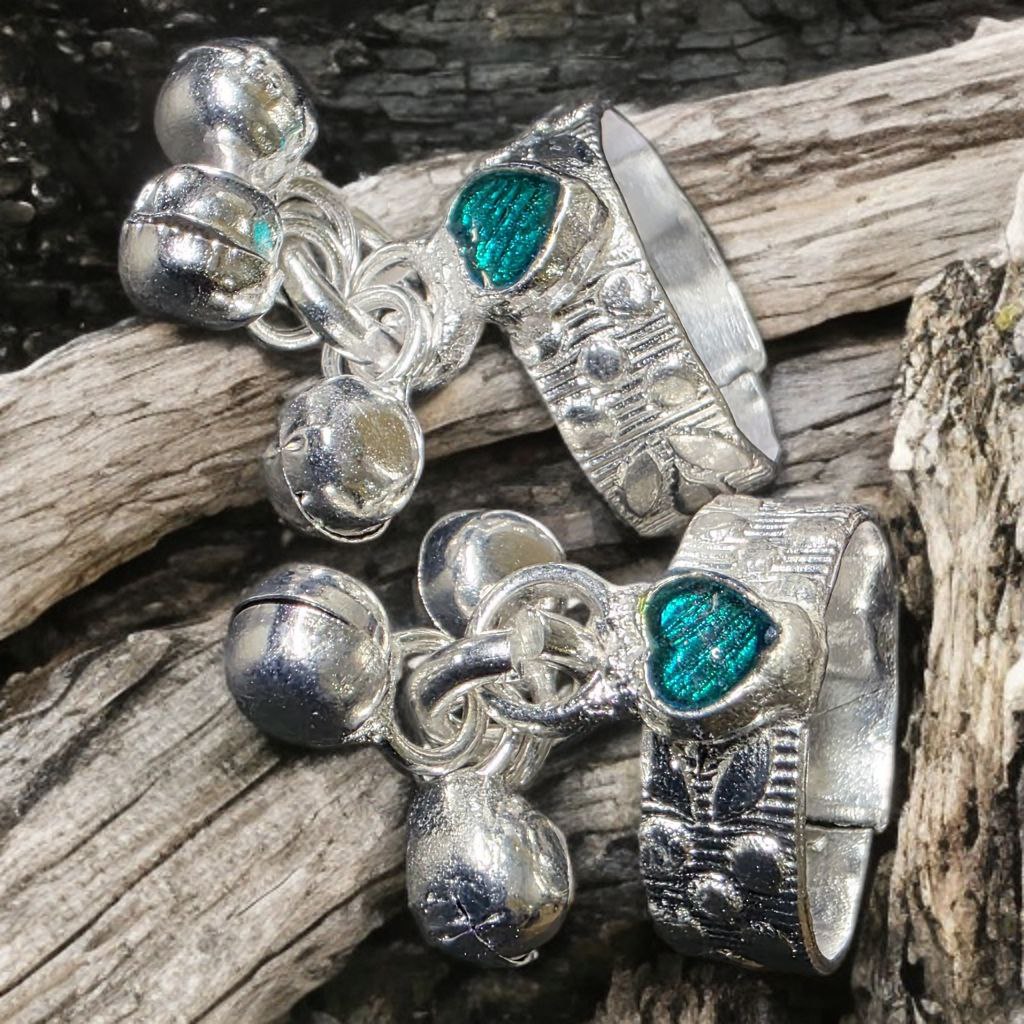 GERMANSILVERS Toe Rings with Turquoise Heart Design and Bells, Traditional Indian toe ring Style, Adjustable