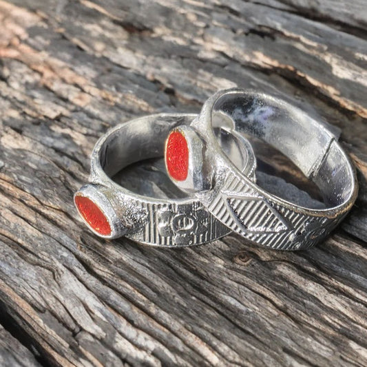 Traditional GERMANSILVERS Toe Rings with red ovel, Adjustable Size, Set of 2, Contemporary Style