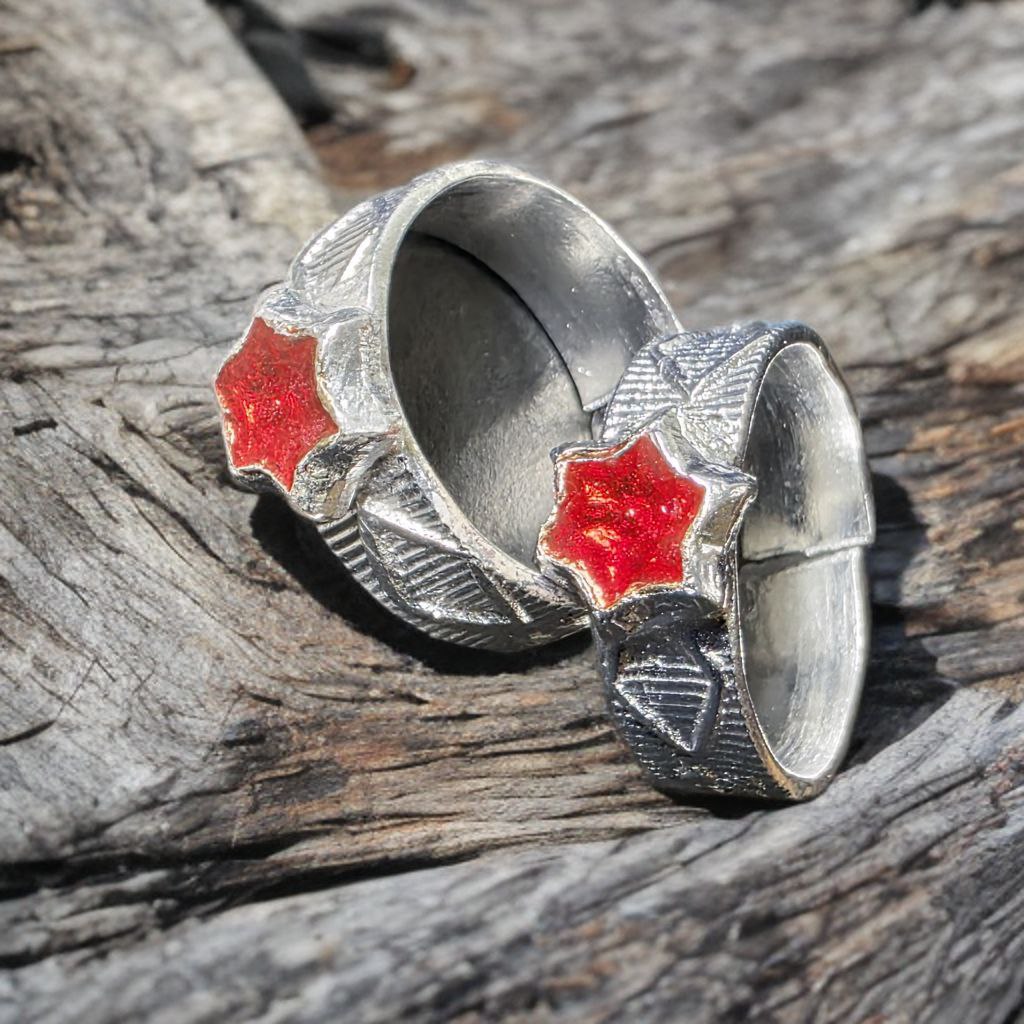 Traditional German Silver Toe Rings, red Star Design, Adjustable Size, Silver Colour, Set of 2