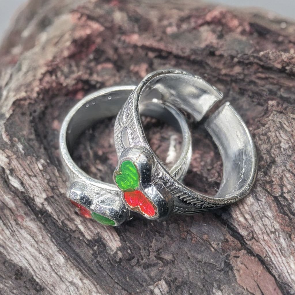 German Silver Toe Ring with Amethyst and Orange Stone, Adjustable Band, Contemporary Style, 2.5 cm