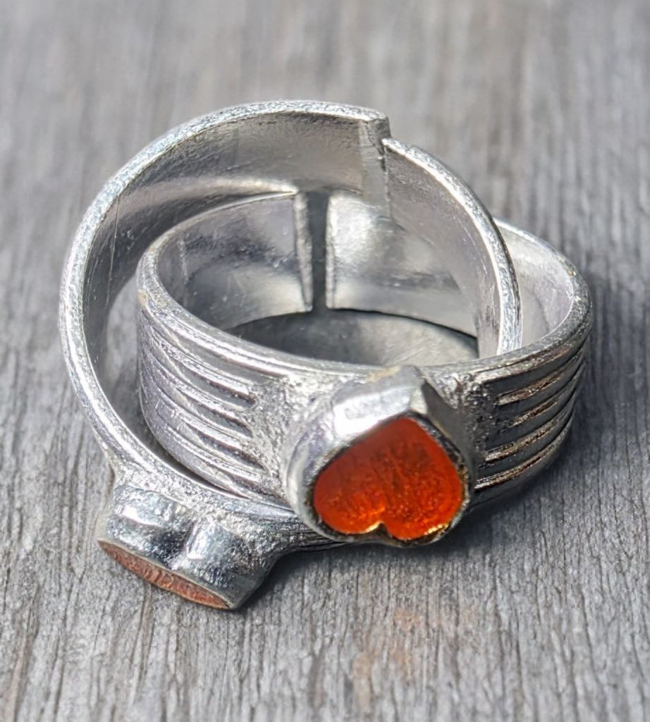 German Silver Heart Toe Ring, Orange Stone Accent, Adjustable Band, Contemporary Style, Set of 2, Silver