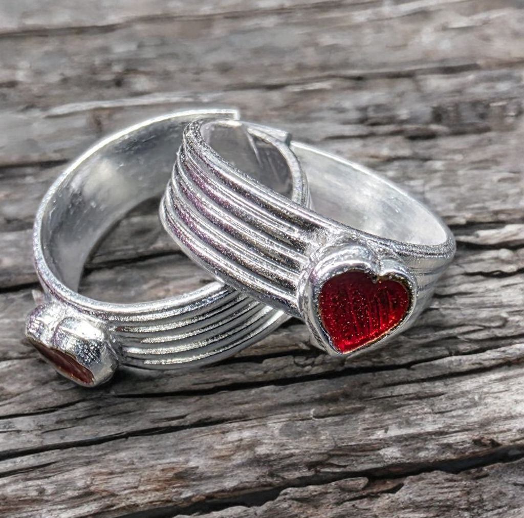 German Silver Toe Ring with Heart Design, Adjustable Band with red Stone Accents, Contemporary Style, Silver