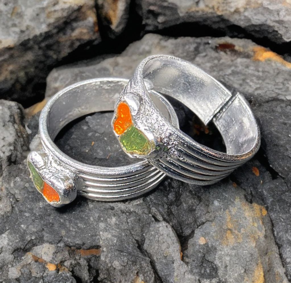 German Silver Toe Ring with Orange Stone Accents, Adjustable Band, Textured Design, Set of 2