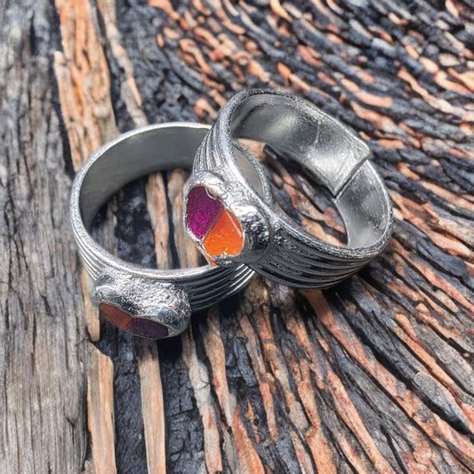 German Silver Toe Ring with Orange Stone Accents, Adjustable Band, Textured Design, Set of 2