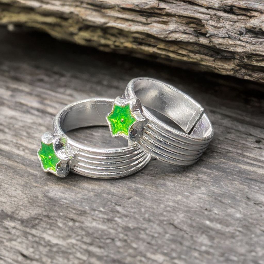 German Silver Toe Rings for Women, Green Star Enamel Design, Adjustable Size, Set of 2, Silver