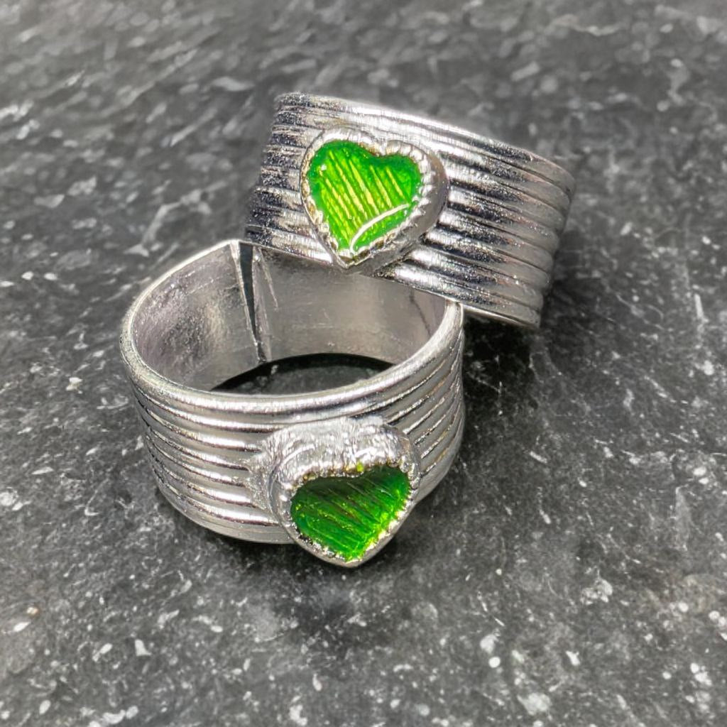 GERMANSILVERS Adjustable Toe Rings Set, Heart Shape Green Enamel Design, German Silver Band, Pack of 2