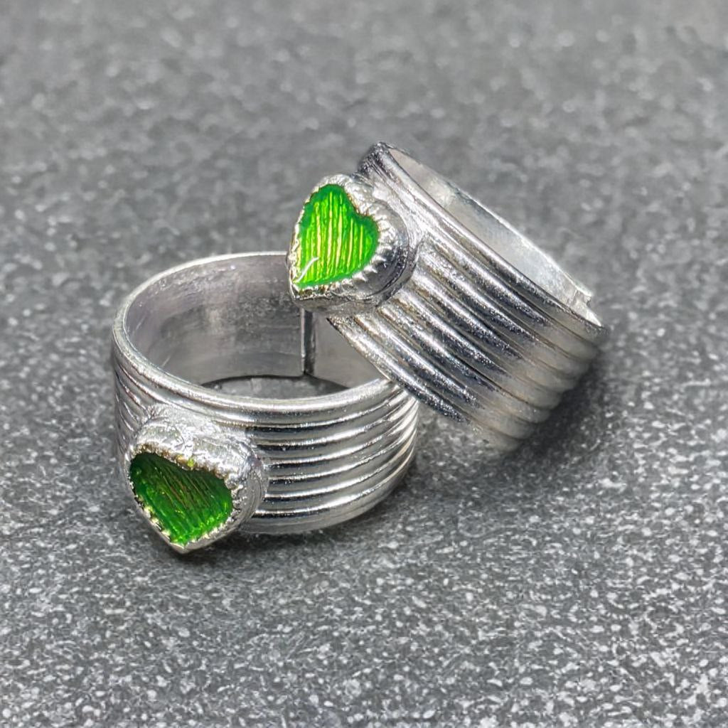 GERMANSILVERS Adjustable Toe Rings Set, Heart Shape Green Enamel Design, German Silver Band, Pack of 2