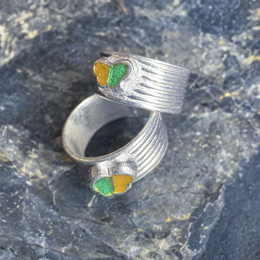 GERMANSILVERS Butterfly Toe Ring, Adjustable Size, Green and Yellow Enamel Design, Contemporary Style