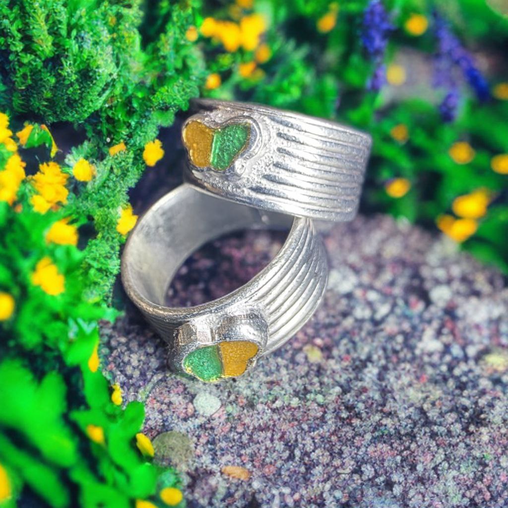 GERMANSILVERS Butterfly Toe Ring, Adjustable Size, Green and Yellow Enamel Design, Contemporary Style