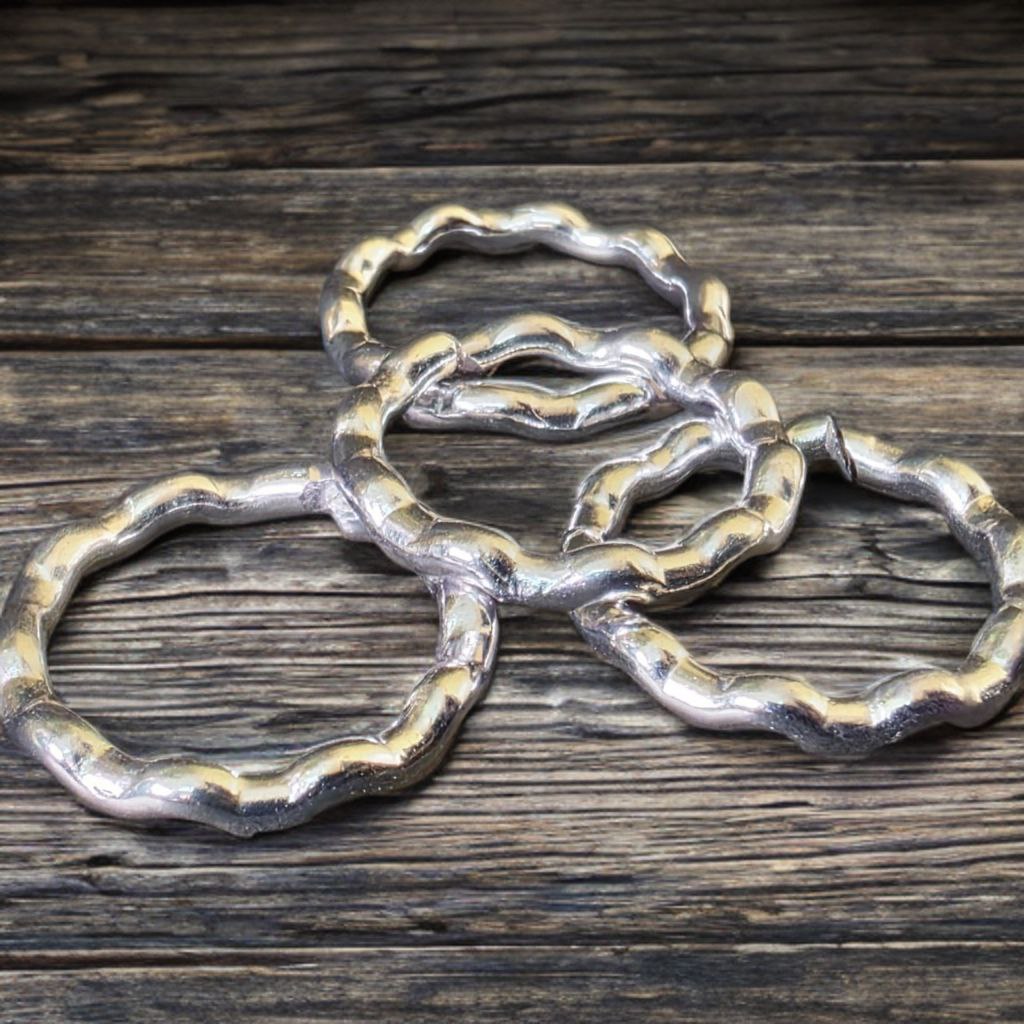 GERMANSILVERS bended Toe Ring, Adjustable Size, Silver plated, Contemporary Style